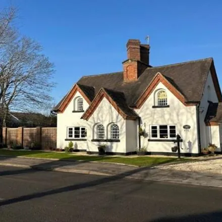 Image 1 - Widney Lane, Blossomfield, B91 3JZ, United Kingdom - House for sale