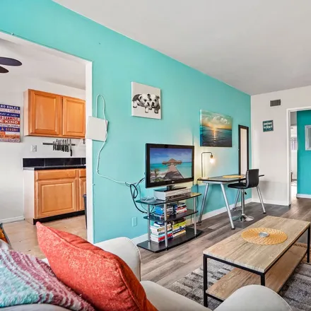 Image 4 - 1398 Innes Place, Los Angeles, CA 90291, USA - Townhouse for sale