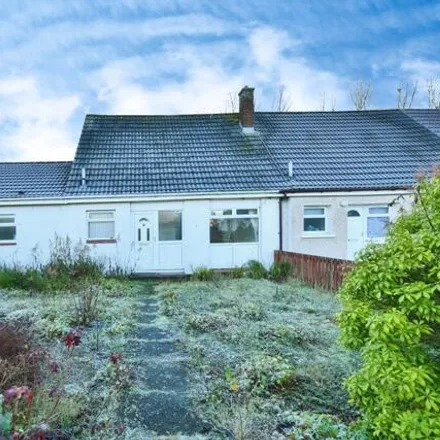 Buy this 3 bed house on Hawthorn Court in Kilwinning, KA13 6DN