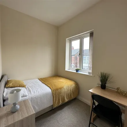 Image 4 - Rosedene Villas, Hull, HU5 2JH, United Kingdom - Apartment for rent