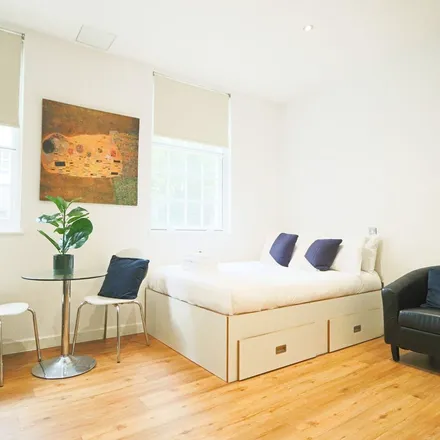 Rent this 1 bed apartment on Harford House in 20-28 Frogmore Street, Bristol