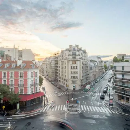 Rent this 2 bed apartment on 16 Rue Brémontier in 75017 Paris, France