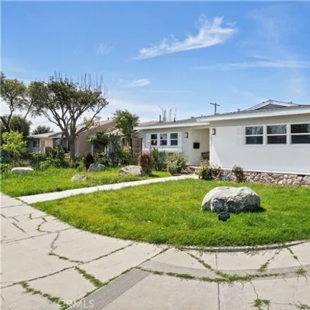 Image 2 - 16198 Mayall Street, Los Angeles, CA 91343, USA - House for rent