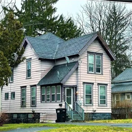 Buy this 4 bed house on 902 Avery Avenue in City of Syracuse, NY 13204