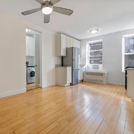 Rent this 1 bed house on 146 East 19th Street in New York, NY 11226