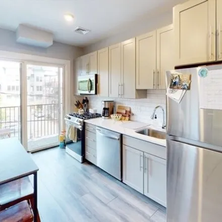 Image 2 - 40 B Street, Boston, MA 02205, USA - Apartment for rent