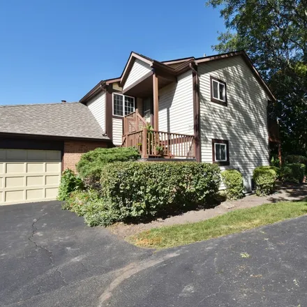 Buy this 3 bed house on 362 Sandhurst Circle in Glen Ellyn, IL 60137