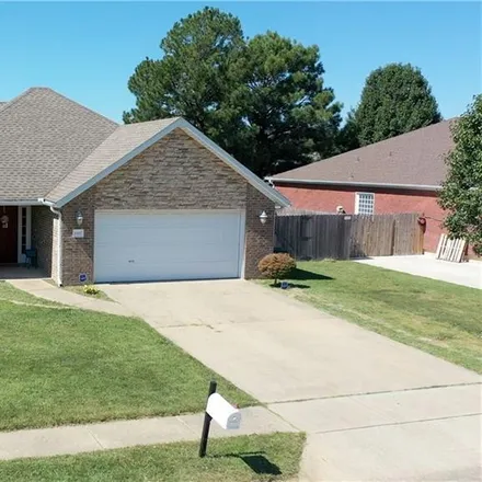 Image 2 - 2887 North Pyrite Drive, Fayetteville, AR 72704, USA - House for sale