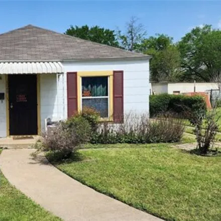 Image 1 - 5049 North Hampshire Boulevard, Fort Worth, TX 76112, USA - House for sale