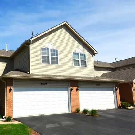 Rent this 3 bed townhouse on 1643 Windward Avenue in Naperville, IL 60563