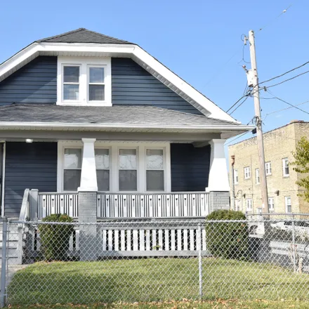 Buy this 4 bed house on Holy Redeemer School in North 38th Street, Milwaukee