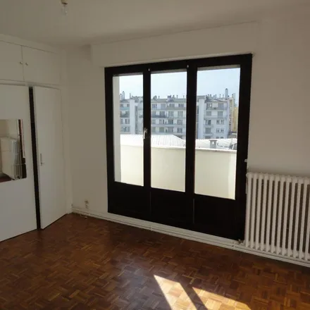 Image 6 - 52A, 52B, 52C, 52D Rue de Stalingrad, 38100 Grenoble, France - Apartment for rent
