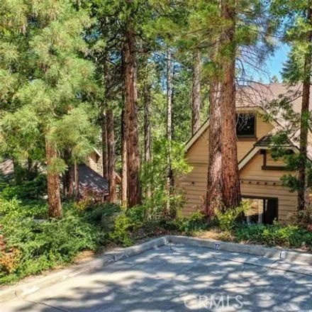 Buy this 3 bed condo on 27447 Whitefir Drive in Lake Arrowhead, CA 92407