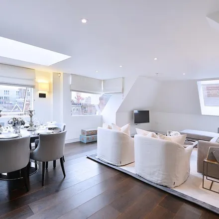 Image 1 - 55-73 Duke Street, London, W1K 6JA, United Kingdom - Apartment for rent