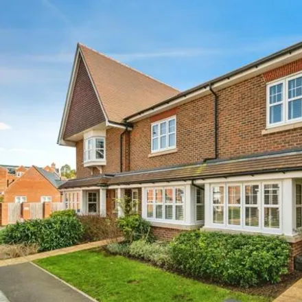 Buy this 3 bed townhouse on Meldrum Court in Welwyn, AL6 9FZ
