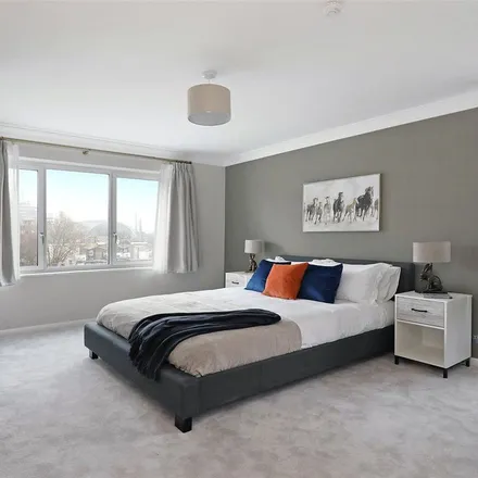 Image 4 - Abbots House, St Mary Abbots Terrace, London, W14 8NX, United Kingdom - Apartment for rent