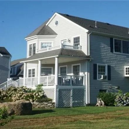 Rent this 4 bed house on 1 Pacific Street in Groton Long Point, Groton