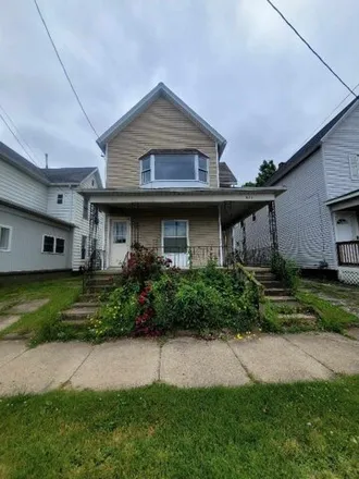 Image 2 - 821 W 21st St, Erie, Pennsylvania, 16502 - House for sale