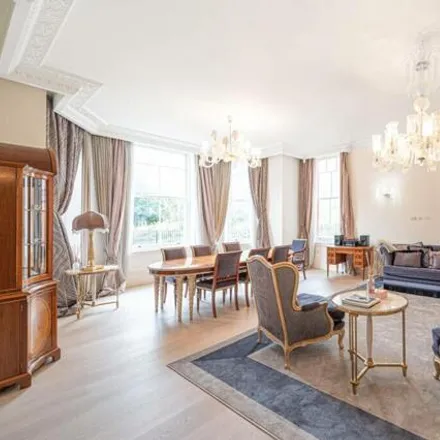 Buy this 2 bed apartment on Belsize Lane in Fitzjohn's Avenue, London