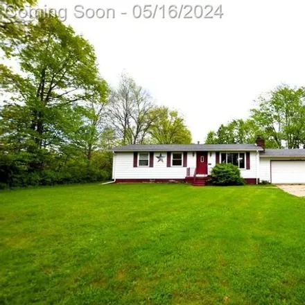 Buy this 3 bed house on 2263 South State Road in Genesee County, MI 48423