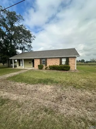 Buy this 3 bed house on 225 Due Drive in Lafourche Parish, LA 70301