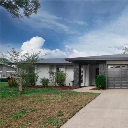 Buy this 3 bed house on 2110 South Elmwood Court in Plant City, FL 33563
