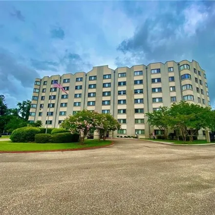 Rent this 2 bed condo on unnamed road in Plaza 12 Garden Homes, East Baton Rouge Parish