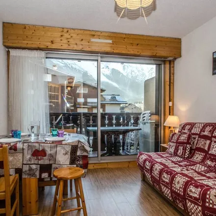Rent this studio apartment on Chamonix Mont-Blanc in Place de la Gare, 74400 Chamonix-Mont-Blanc