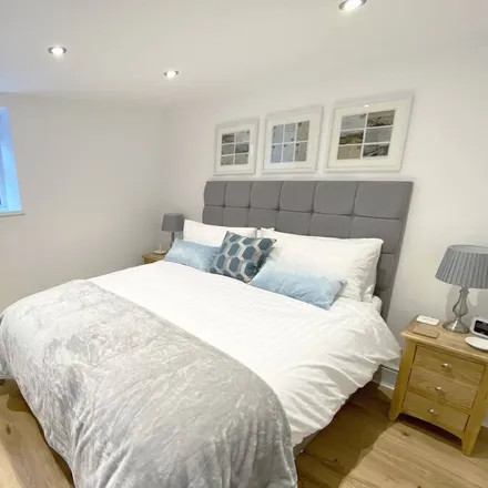 Image 7 - Llandudno, LL30 2ED, United Kingdom - Apartment for rent