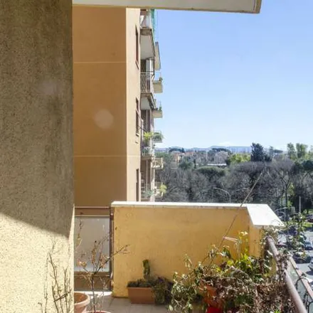Image 4 - Via Vallarsa, 00141 Rome RM, Italy - Apartment for rent