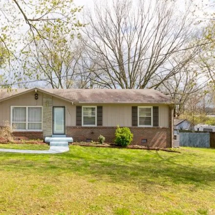 Buy this 3 bed house on 1595 Troy Drive in Lewisburg, TN 37091