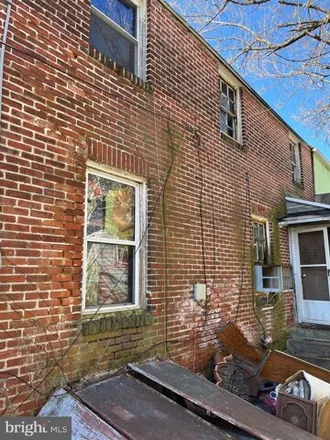 Image 2 - Kang's Village Deli, 1101 Morton Avenue, Chester, PA 19013, USA - House for sale