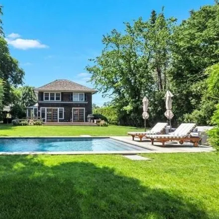 Buy this 4 bed house on 12 Pleasant Lane in Village of East Hampton, NY 11937