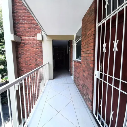 Rent this 2 bed apartment on Rotherfield Avenue in Essexwold, Gauteng