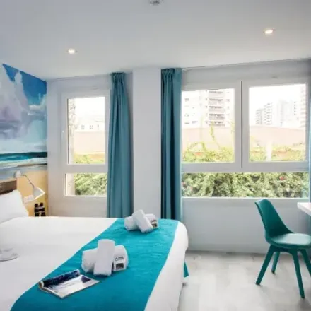 Rent this 2 bed room on Avenida de la Aurora in 9, 29002 Málaga