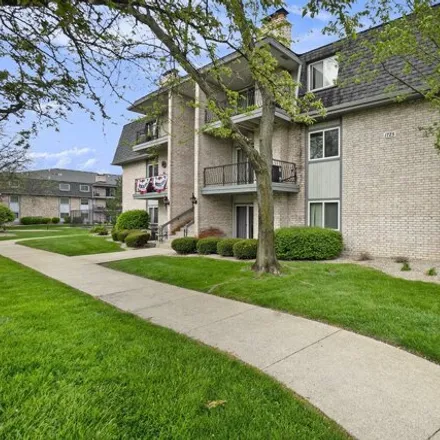 Buy this 2 bed condo on 1728 Homan Drive in Schererville, IN 46375