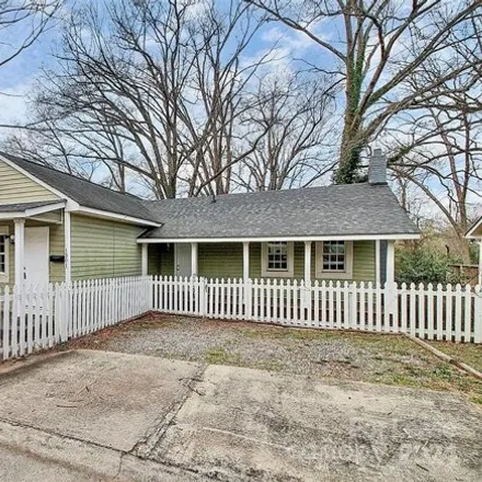 Rent this 3 bed house on 1301 North McDowell Street in Charlotte, NC 28205