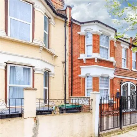 Buy this 5 bed townhouse on 112 Falkland Road in London, N8 0RD