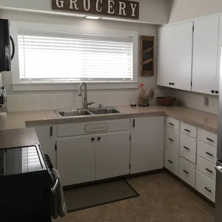 Rent this 4 bed house on Kellogg in ID, 83837