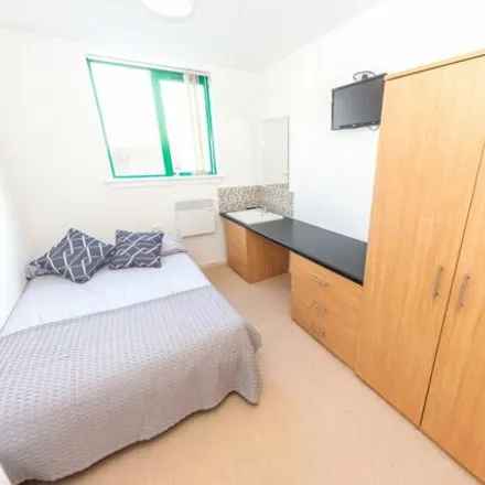 Rent this 5 bed apartment on London Road in Knowledge Quarter, Liverpool