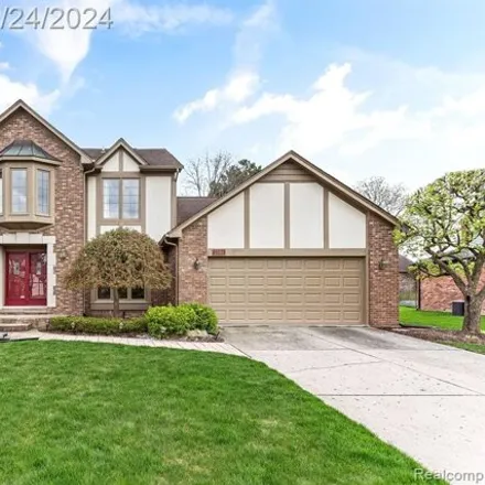 Buy this 4 bed house on 23165 Baypoint Drive in Farmington Hills, MI 48335