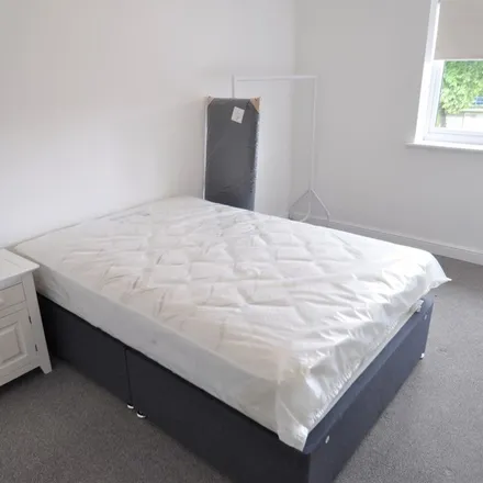 Rent this 2 bed apartment on 180 Derby Road in Nottingham, NG7 1NF