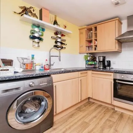 Image 5 - Squires Court, Bedminster Parade, Bristol, BS3 4BX, United Kingdom - Apartment for sale