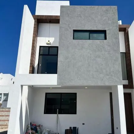 Buy this 3 bed house on Avenida Principal in Fraccionamiento La Antigua Cementera, 72060 Puebla City
