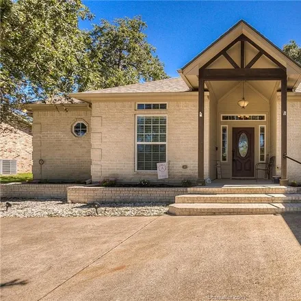 Buy this 3 bed house on 22 Golfview Drive in Leon County, TX 77871