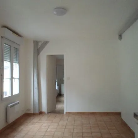 Image 4 - La Croix Gatin, 45300 Pithiviers, France - Apartment for rent