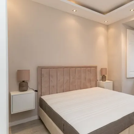 Rent this 7 bed room on Rua Sebastião Saraiva Lima 66 in 1170-347 Lisbon, Portugal