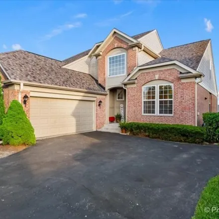 Buy this 5 bed house on 9261 Tandragee Drive in Orland Park, Palos Township