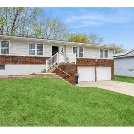 Buy this 3 bed house on 7585 East 118th Street in Kansas City, MO 64134