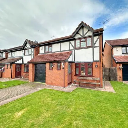Buy this 4 bed house on Sandiway in Irlam, M44 6EF